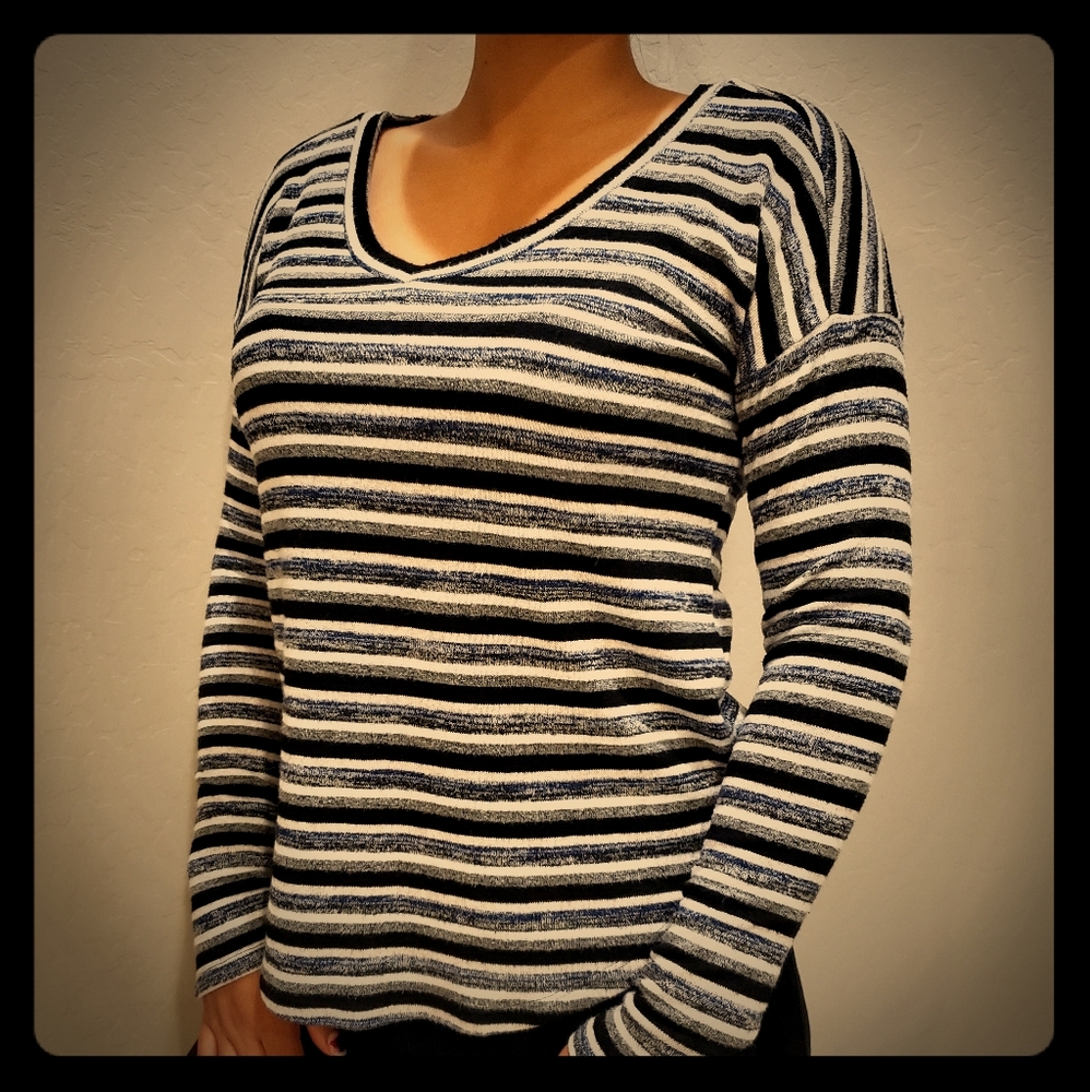 American Eagle Soft Sweater